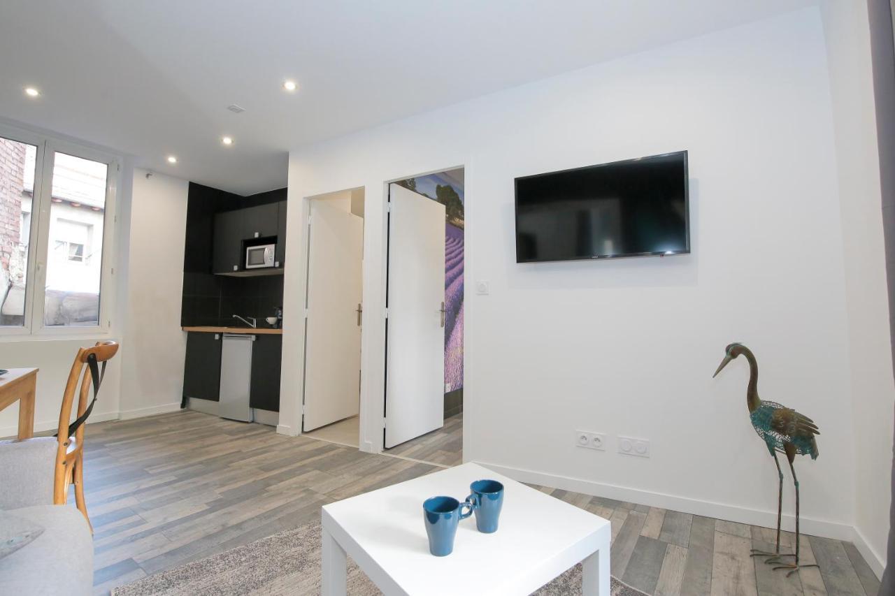 Les Champs, T2 Hypercentre Chic Et Cosy Wifi Par Sovalfi Leilighet Saint-Etienne  Eksteriør bilde