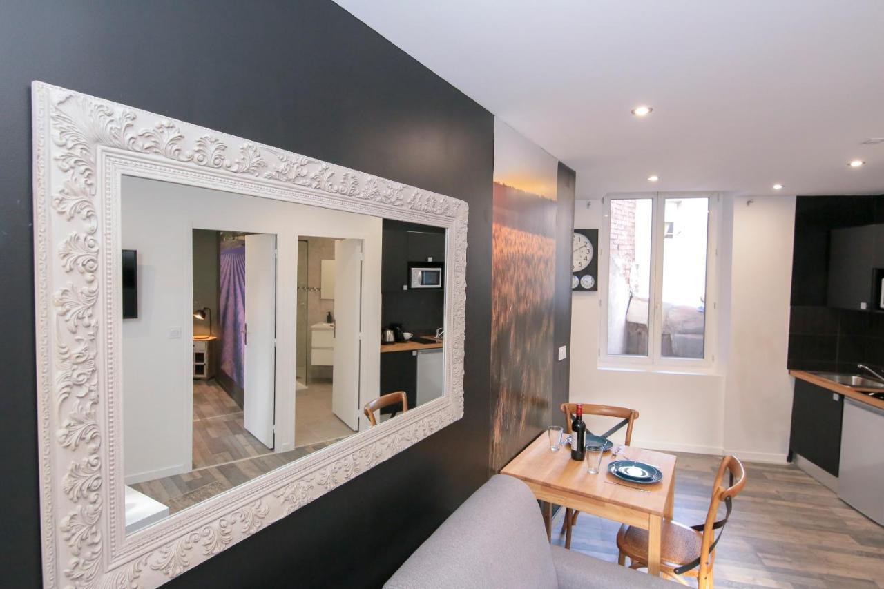 Les Champs, T2 Hypercentre Chic Et Cosy Wifi Par Sovalfi Leilighet Saint-Etienne  Eksteriør bilde